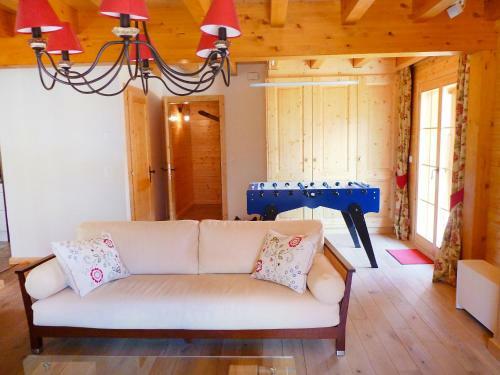 Holiday Home Voltaire Ovronnaz