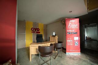 Hotel Oyo 424 The Room Resort Apartment