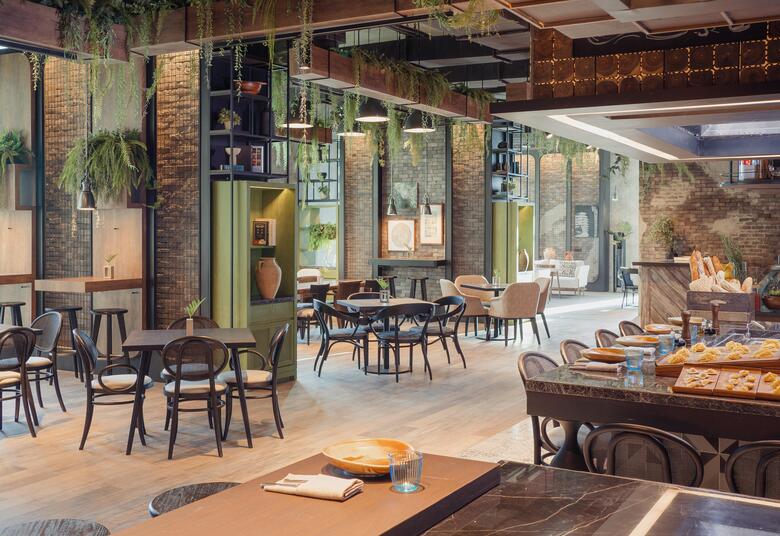 Kimpton Maa-lai Hotel Bangkok
