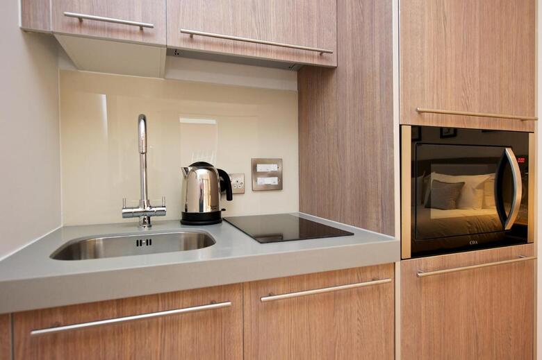 Hotel Staycity Aparthotels Newhall Square