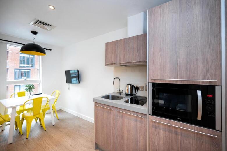 Hotel Staycity Aparthotels Newhall Square