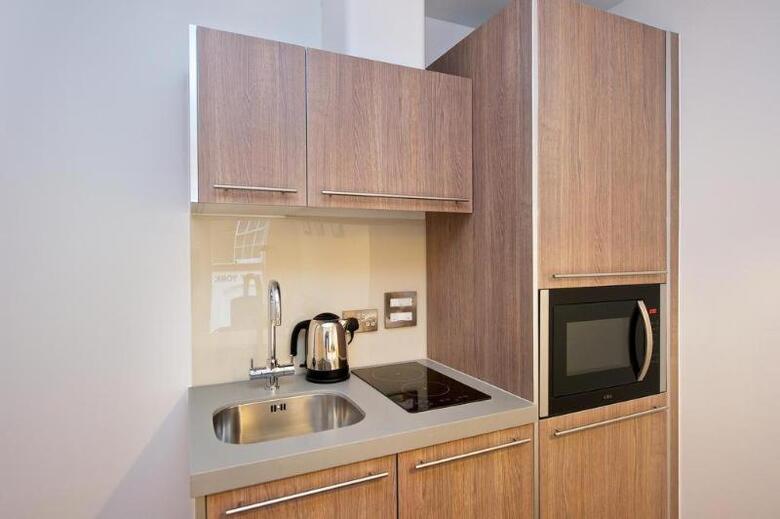 Hotel Staycity Aparthotels Newhall Square