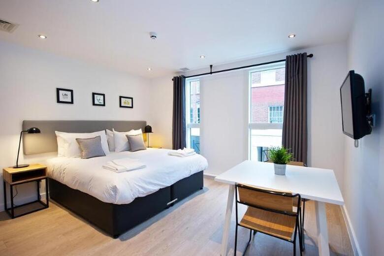 Hotel Staycity Aparthotels Newhall Square