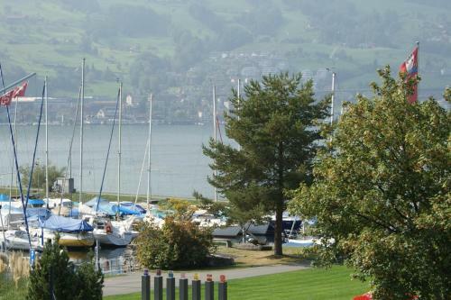 Hotel & Restaurant R�ssli