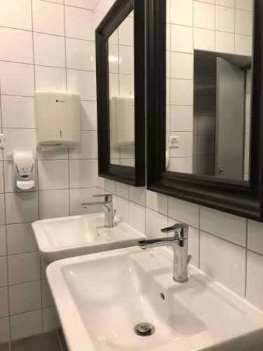 Albergue Vevey Hotel & Guesthouse