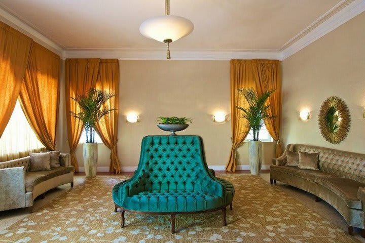 Blue Moon Hotel, Autograph Collection