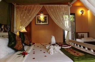 Hotel Bhumiyama Beach Resort