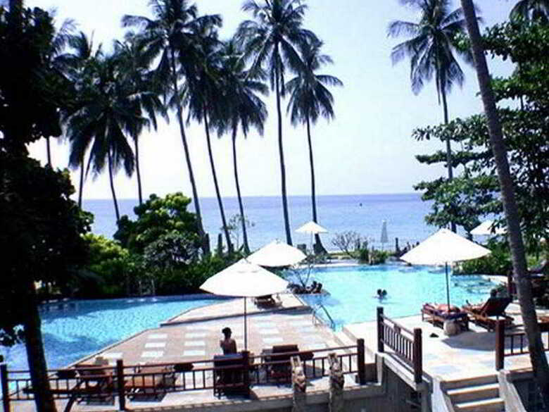 Hotel Bhumiyama Beach Resort
