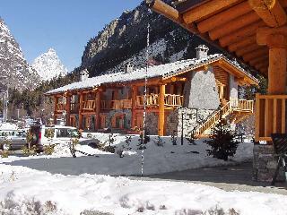 Hotel La Gran Becca - Four Bedroom