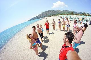 Hotel Porto Rhoca Resort