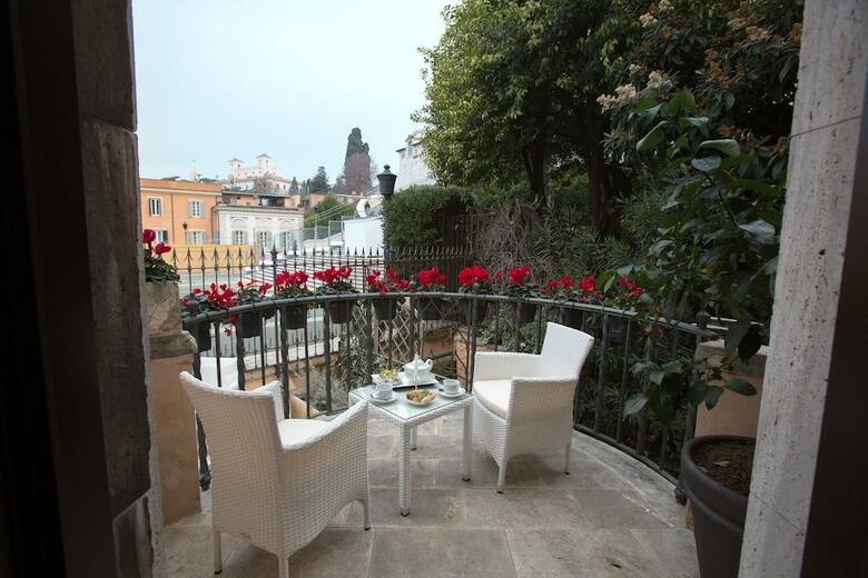 Hotel Royal Suite Trinit� Dei Monti