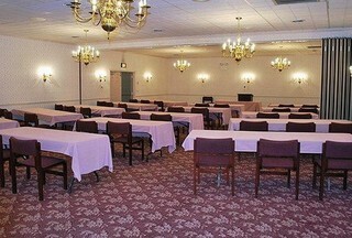 Hotel Rodeway Inn & Suites Lantern Lodge