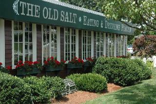 Hotel Lamie's Inn & Old Salt Restaurant