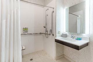 Holiday Inn Express Hotel & Suites White Haven - L