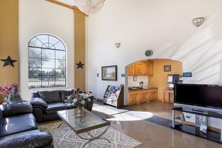 Hotel Rodeway Inn & Suites