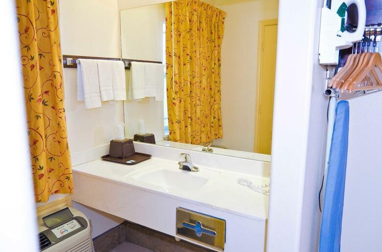 Hotel Texas Inn & Suites