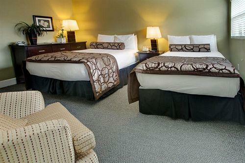Hotel Sea Breeze Inn & Logde