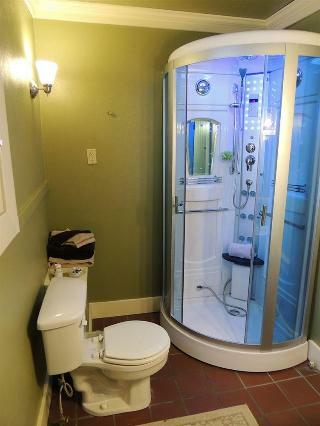 Hotel Lyons' Twin Mansions B&B And Spa