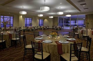 Drury Plaza Hotel At The Arch