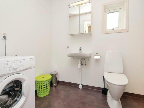 Holiday Home Skogstorps G�rd Holmsj� III