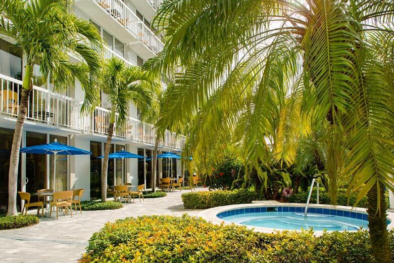 Hotel Rumfish Beach Resort By Tradewinds