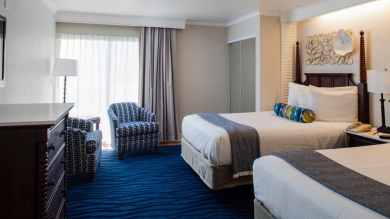 Hotel Tradewinds Island Grand Resort