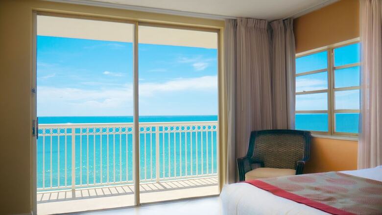 Hotel Ramada Plaza Marco Polo Beach Resort