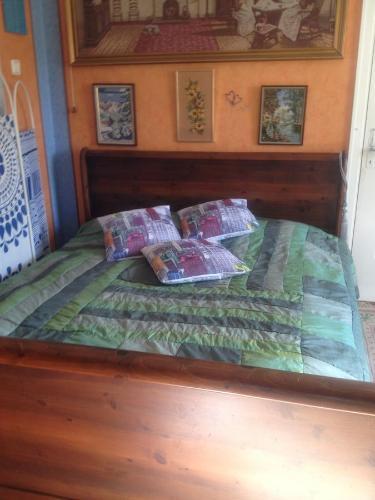 Hostal Vivans B&B