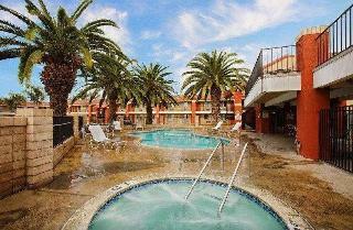Hotel Days Inn By Wyndham Hemet