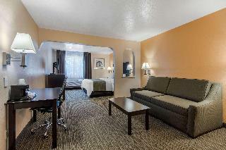 Hotel Quality Inn & Suites
