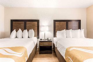 Hotel Quality Inn & Suites