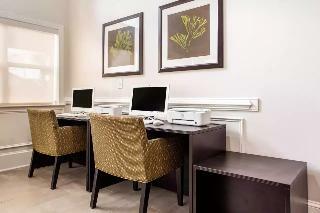 Hotel Quality Inn & Suites