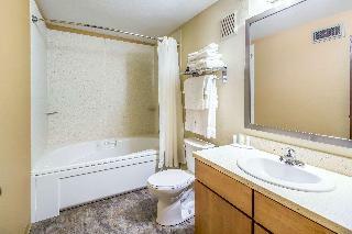 Clarion Hotel Suites Fairbanks