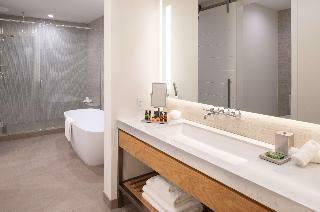 Hotel Canopy By Hilton West Palm Beach Downtown