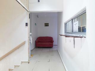 Oyo 44072 Mines Cempaka Hotel