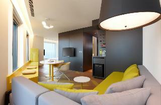 Hotel The Place Taipei
