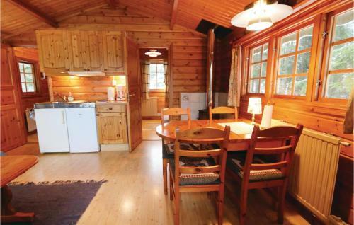 Holiday Home Alvhaga Vildmark Fegen