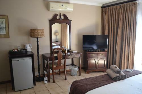 Hostal Edelweiss Corporate Guest House