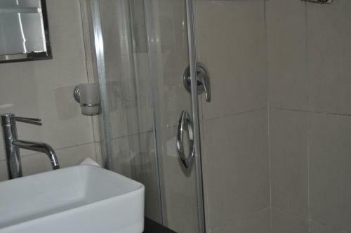 Hostal Pelican Place Guest Cottages