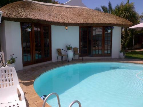 Hostal Pelican Place Guest Cottages