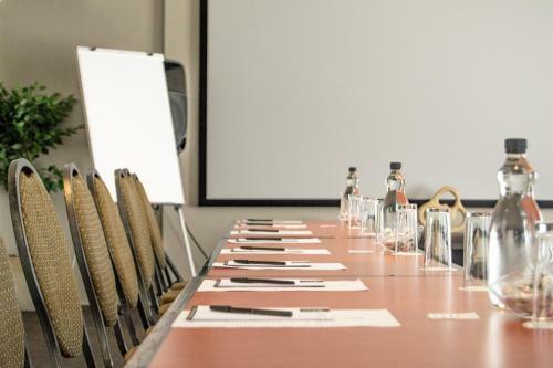 Hostal Ruslamere Hotel, Spa And Conference Centre
