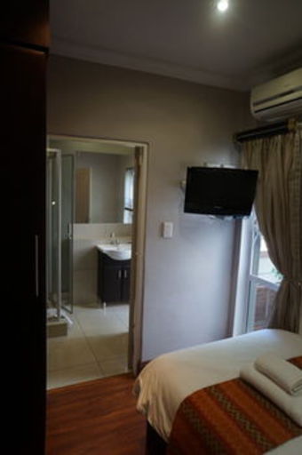 Hostal 314 On Clark Guest House