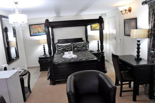Hostal Montana Boutique Guesthouse