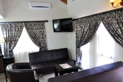 Hostal Montana Boutique Guesthouse