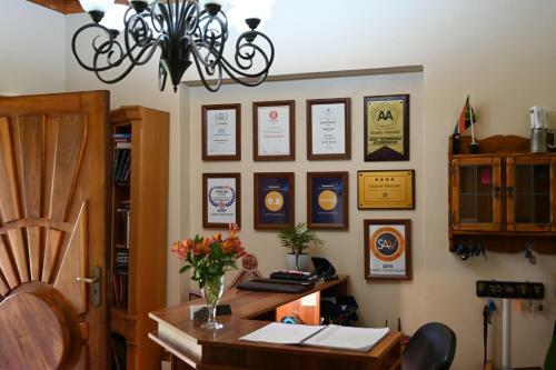 Hostal Lamor Guest House