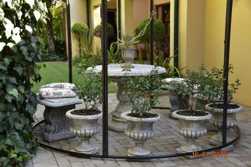 Hostal Lamor Guest House