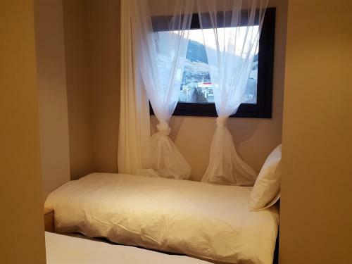 Apartamento Renttarter Atic de Luxe 8pax