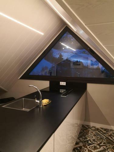 Apartamento Renttarter Atic de Luxe 8pax