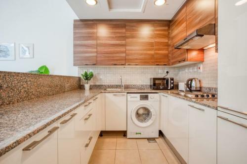 Guestready - Chic & Cosy Apartment In Bay Square