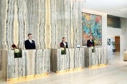 Grand Cosmopolitan Hotel